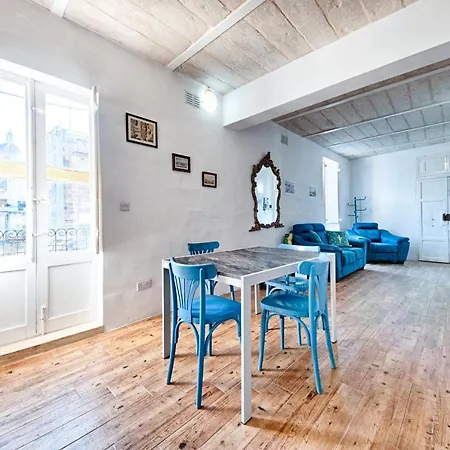 Apartamento Cosy 2 Bedroom Maisonette